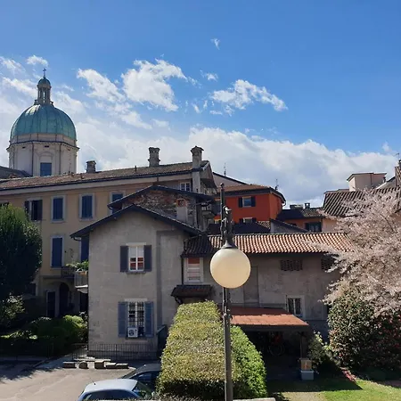 A Quiet Sunny In * 베르바니아